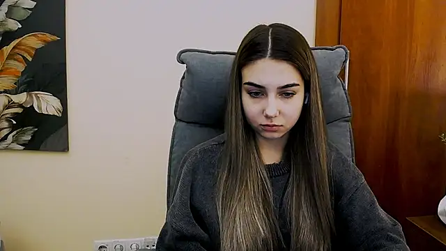 Snapshot of Lili_magic chatting on 02-16-25, 03:27 Lili magic online show from 02-16-25, 03:27