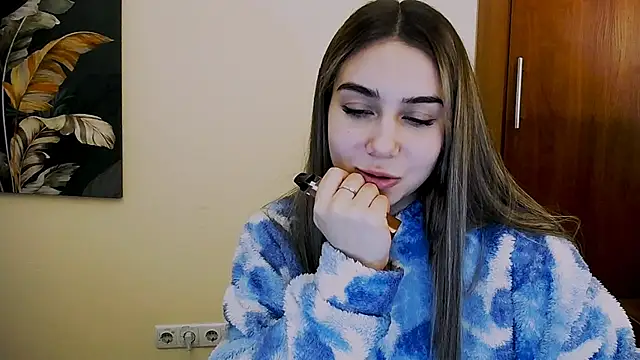 Snapshot of Lili_magic chatting on 02-26-25, 03:52 Lili magic online show from 02-26-25, 03:52