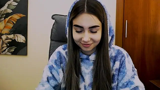 Snapshot of Lili_magic chatting on 03-02-25, 12:54 Lili magic online show from 03-02-25, 12:54