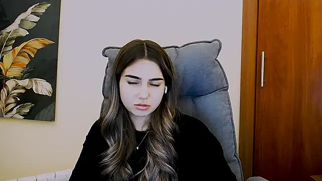 Snapshot of Lili_magic chatting on 03-04-25, 05:24 Lili magic online show from 03-04-25, 05:24