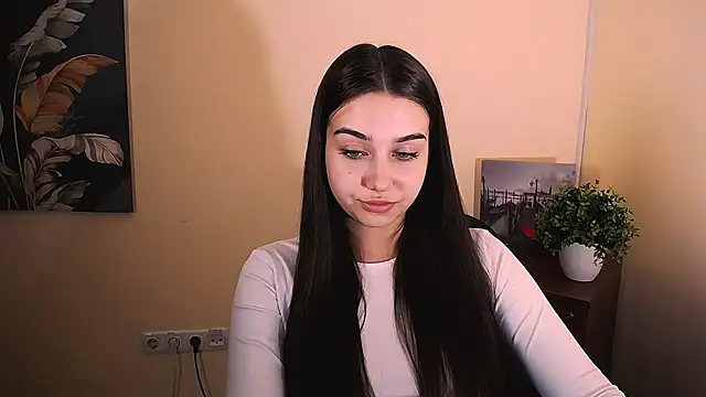 Snapshot of Lili_magic chatting on 09-14-25, 12:15 Lili magic online show from 09-14-25, 12:15