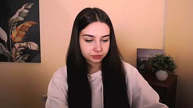 Snapshot of Lili_magic chatting on 09-18-25, 12:29 Lili magic online show from 09-18-25, 12:29