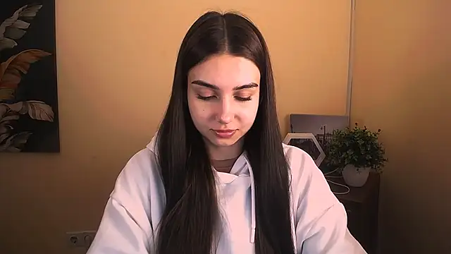 Snapshot of Lili_magic chatting on 10-15-25, 07:52 Lili magic online show from 10-15-25, 07:52