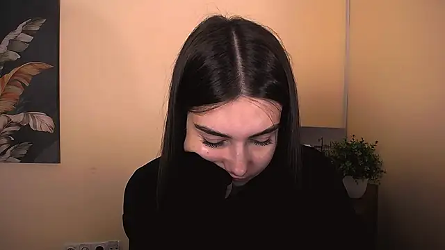 Snapshot of Lili_magic chatting on 10-18-25, 07:20 Lili magic online show from 10-18-25, 07:20