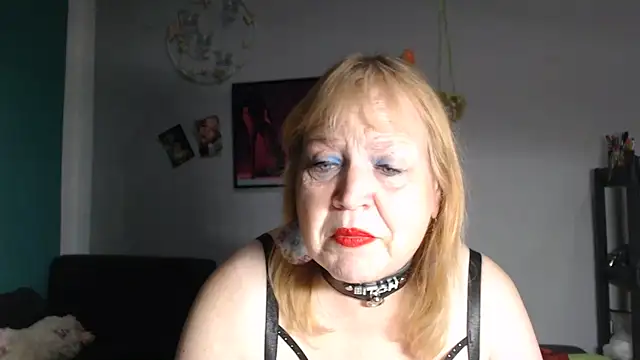 Blasflittchen online show from 06-12-26, 09:46