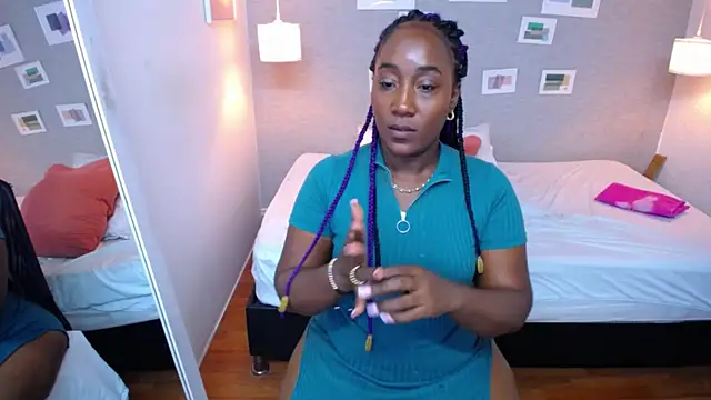 kiara evanss online show from 01-15-25, 02:06