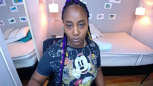 kiara evanss online show from 01-18-25, 06:32