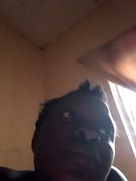 Snapshot of pretty_amaal chatting on 12-28-24, 05:55 pretty amaal online show from 12-28-24, 05:55