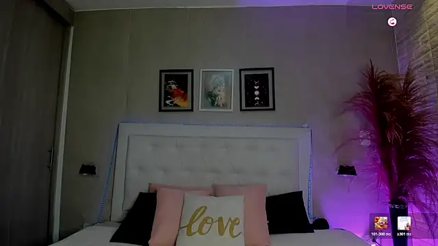 emma  smith1 online show from 02-04-26, 12:11