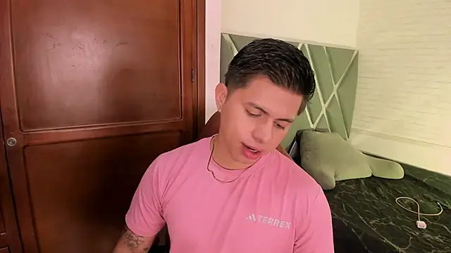 Niicky1  online show from 01-09-26, 03:04