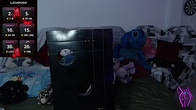 Snapshot of kitty22_ chatting on 02-10-25, 01:11 kitty22  online show from 02-10-25, 01:11