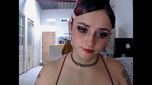 kitty22  online show from 04-18-26, 07:07