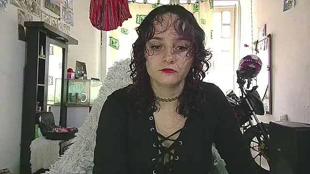 kitty22  online show from 05-28-26, 02:03