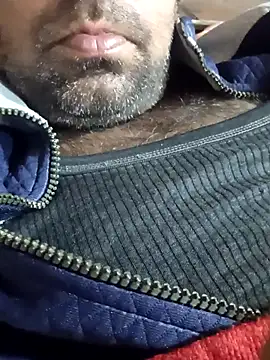 Snapshot of lund_lol chatting on 02-16-25, 10:32 lund lol online show from 02-16-25, 10:32