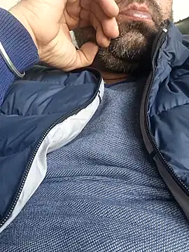 lund lol online show from 02-21-25, 10:39