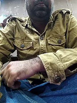 Snapshot of lund_lol chatting on 11-17-25, 01:50 lund lol online show from 11-17-25, 01:50