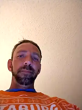 Treemandude online show from 11-30-25, 03:43