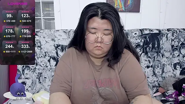 Nadine asian online show from 09-21-25, 07:43