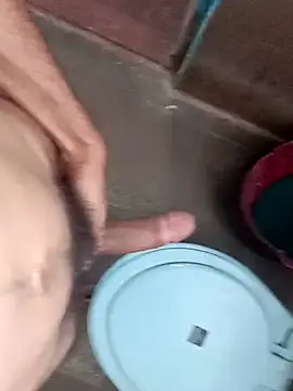 Snapshot of snigdha25 chatting on 09-30-25, 03:33 snigdha25 online show from 09-30-25, 03:33