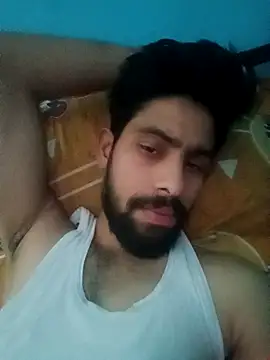 Snapshot of snigdha25 chatting on 01-08-26, 05:43 snigdha25 online show from 01-08-26, 05:43