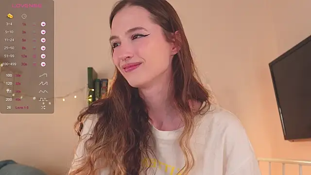 Snapshot of NeonShine chatting on 01-31-25, 04:14 NeonShine online show from 01-31-25, 04:14