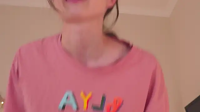 Snapshot of NeonShine chatting on 02-11-25, 07:44 NeonShine online show from 02-11-25, 07:44