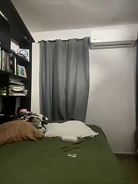 Magicerosxx69 online show from 12-17-25, 11:55