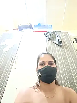 Snapshot of indianliza chatting on 12-15-24, 07:57 indianliza online show from 12-15-24, 07:57