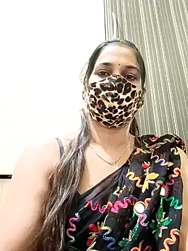 Snapshot of indianliza chatting on 12-19-24, 04:23 indianliza online show from 12-19-24, 04:23