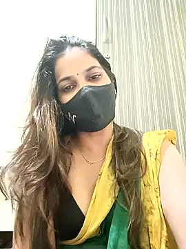 Snapshot of indianliza chatting on 12-22-24, 11:20 indianliza online show from 12-22-24, 11:20