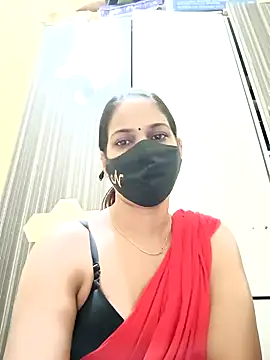 Snapshot of indianliza chatting on 02-06-25, 04:53 indianliza online show from 02-06-25, 04:53