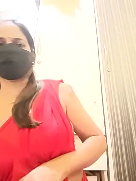 Snapshot of indianliza chatting on 02-11-25, 07:38 indianliza online show from 02-11-25, 07:38