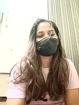 Snapshot of indianliza chatting on 02-11-25, 10:39 indianliza online show from 02-11-25, 10:39