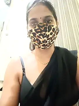 Snapshot of indianliza chatting on 02-23-25, 03:13 indianliza online show from 02-23-25, 03:13