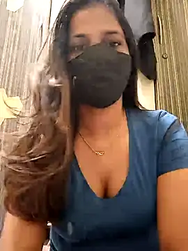 Snapshot of indianliza chatting on 03-21-25, 04:06 indianliza online show from 03-21-25, 04:06