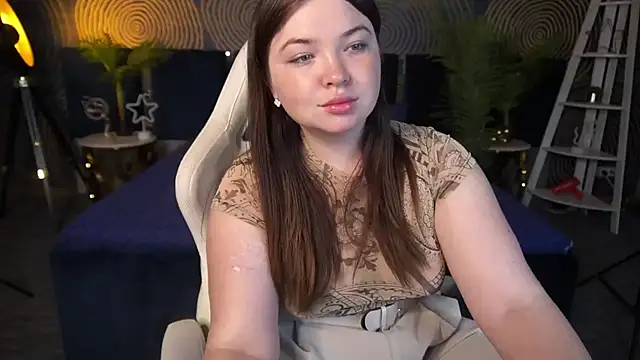 Snapshot of RosieMoons chatting on 09-27-25, 07:19 RosieMoons online show from 09-27-25, 07:19