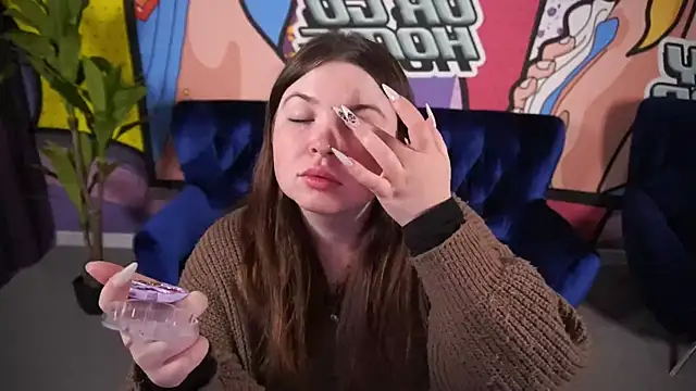 Snapshot of RosieMoons chatting on 10-06-25, 07:22 RosieMoons online show from 10-06-25, 07:22