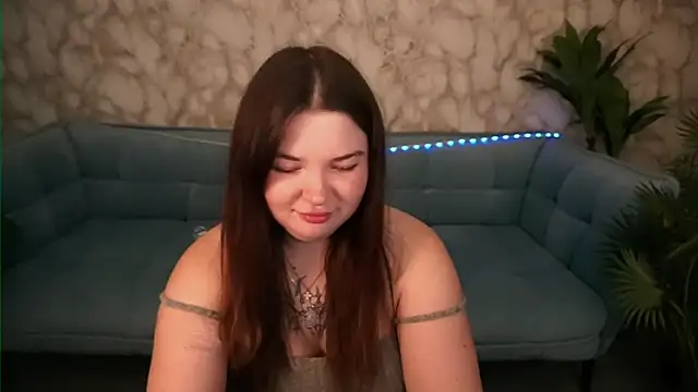 Snapshot of RosieMoons chatting on 11-05-25, 08:31 RosieMoons online show from 11-05-25, 08:31