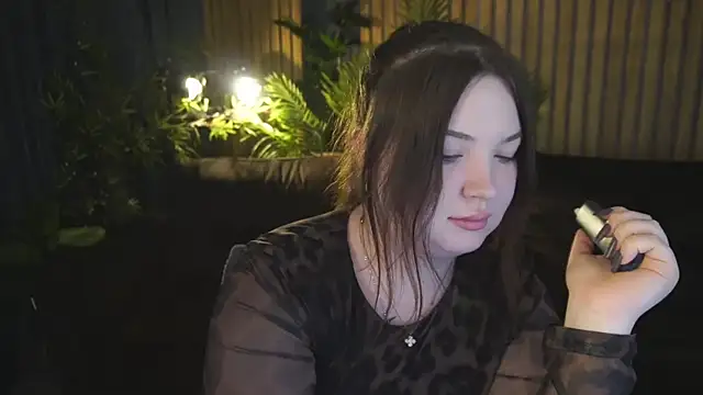 Snapshot of RosieMoons chatting on 11-22-25, 08:19 RosieMoons online show from 11-22-25, 08:19