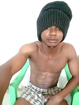 Snapshot of Samir4123 chatting on 02-05-25, 08:00 Samir4123 online show from 02-05-25, 08:00