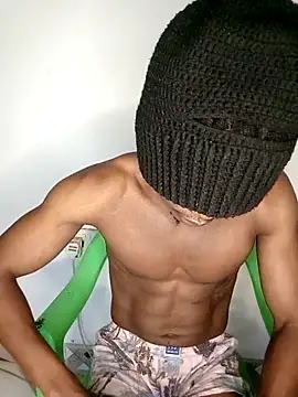 Snapshot of Samir4123 chatting on 02-28-25, 01:05 Samir4123 online show from 02-28-25, 01:05