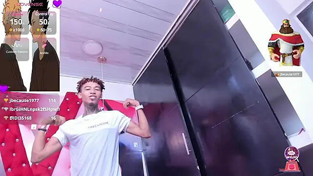 Snapshot of sexy_blacks_ chatting on 01-31-25, 05:53 sexy blacks online show from 01-31-25, 05:53