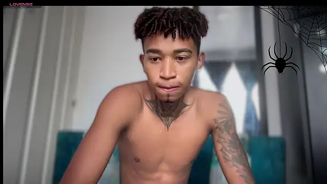 Snapshot of sexy_blacks_ chatting on 10-27-25, 12:09 sexy blacks online show from 10-27-25, 12:09