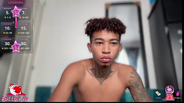 Snapshot of sexy_blacks_ chatting on 11-06-25, 12:17 sexy blacks online show from 11-06-25, 12:17