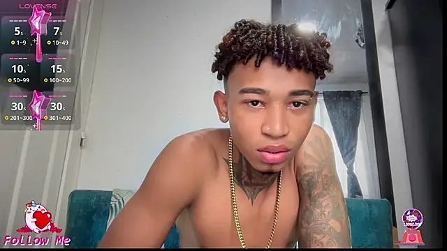 Snapshot of sexy_blacks_ chatting on 11-13-25, 12:15 sexy blacks online show from 11-13-25, 12:15