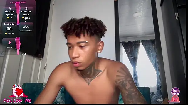 Snapshot of sexy_blacks_ chatting on 11-15-25, 12:02 sexy blacks online show from 11-15-25, 12:02