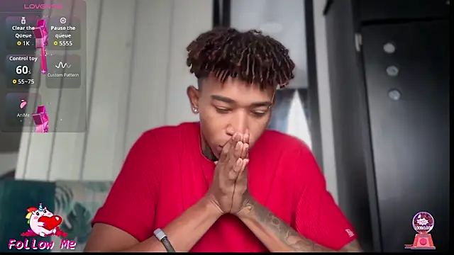 Snapshot of sexy_blacks_ chatting on 11-18-25, 12:20 sexy blacks online show from 11-18-25, 12:20