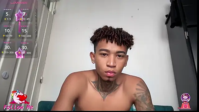 Snapshot of sexy_blacks_ chatting on 11-25-25, 12:16 sexy blacks online show from 11-25-25, 12:16