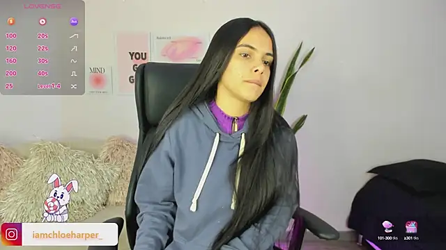 ChloeHarper  online show from 02-06-25, 11:43