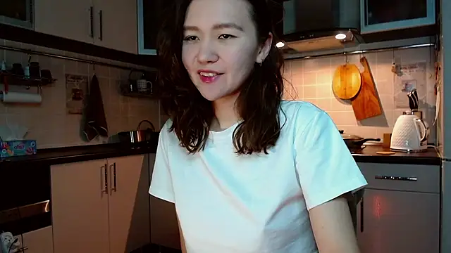 Kelly Yon online show from 03-12-25, 09:03